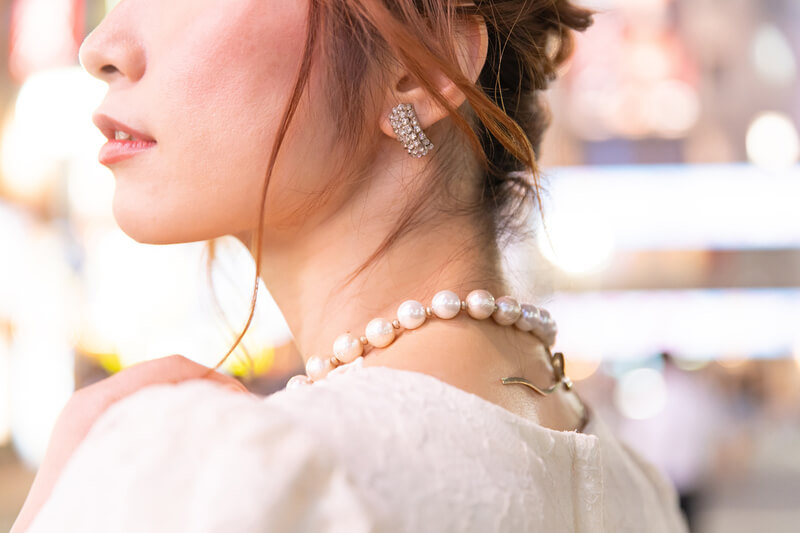 女性