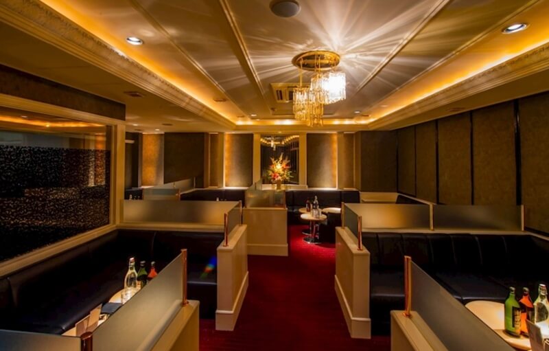 Club Lilas（クラブリラ）