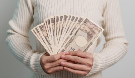 パパ活で稼ぐには？月100万円は狙える？お手当の相場やパパ活のリスクも解説