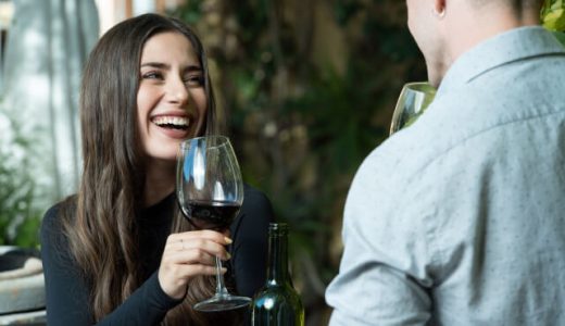 大阪のギャラ飲みアプリおすすめ人気ランキング11選！相場や稼ぎ方は？